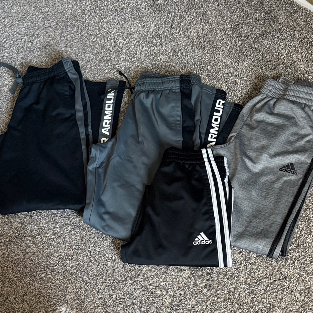 Under Armour Kids Black and Gray Sweatpants Set